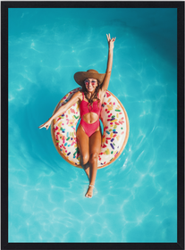 Ramka na zdjęcia w kolorze czarnym o rozmiarze 40x50 cm