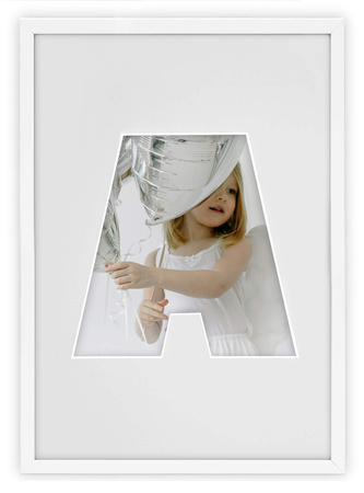 Ramka LITERKA "A" białe - Ramka z passe partout o rozmiarze 21x30 cm