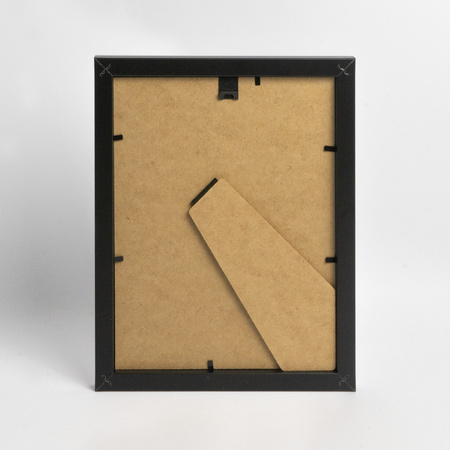 Ramka czarna HEN 2 18x24 cm