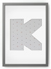 Ramka LITERKA "K" Szara. Ramka z passe partout o rozmiarze 21x30 cm