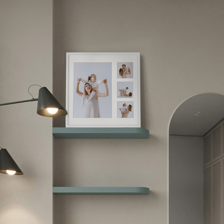 Foto Galeria 40x40 cm kolor biały - ramka z passe partout na 4 zdjęcia 21x30 cm i 9x9 cm