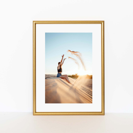 Ramka drewniana DRWC F Z złota 25x25 cm