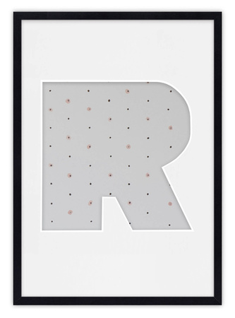 Ramka LITERKA "R" Czarna. Ramka z passe partout o rozmiarze 21x30 cm
