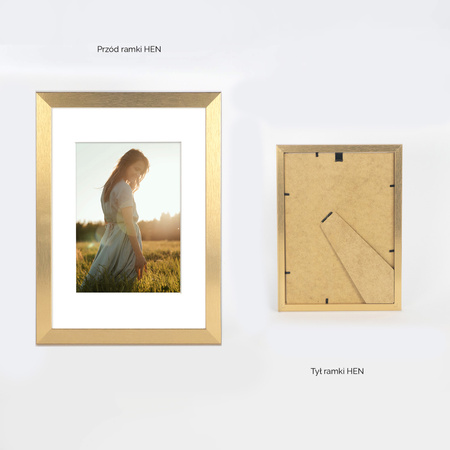 Ramka złota HEN PASS Z z passe-partout – rozmiar 21x29,7 cm (okienko 15x21 cm)