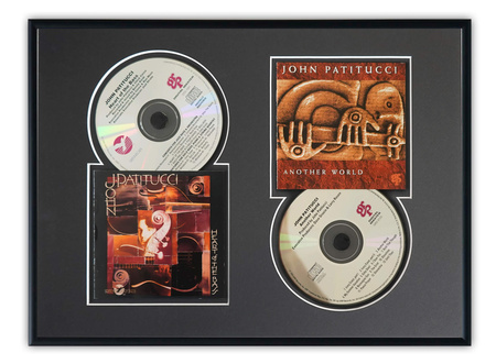 Ramka na 2 płyty CD w kolorze czarnym. Ramka aluminiowa o rozmiarze 30x40 cm