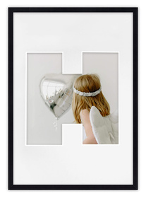 Ramka LITERKA "H" czarna. Ramka z passe partout o rozmiarze 21x30 cm