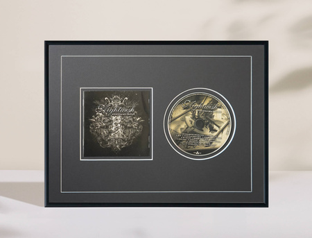 Ramka na płytę CD w kolorze czarnym. Ramka aluminiowa o rozmiarze 30x40 cm