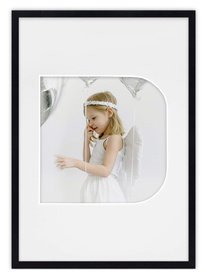 Ramka LITERKA "D" czarna - Ramka z passe partout o rozmiarze 21x30 cm