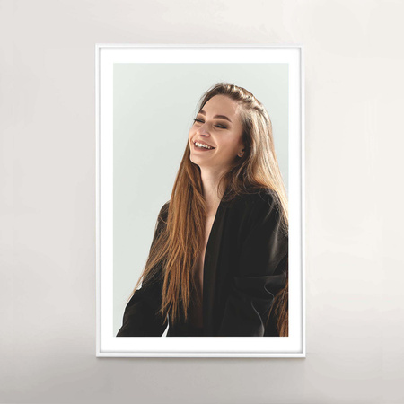 Ramka aluminiowa biała QAL 62x93 cm