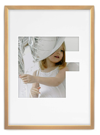 Ramka LITERKA "F" jasne drewno - Ramka z passe partout o rozmiarze 21x30 cm