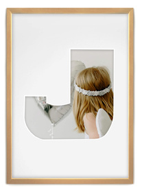 Ramka LITERKA "J" jasne drewno. Ramka z passe partout o rozmiarze 21x30 cm