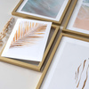 Zestaw plakatów Gold Commitment w ramach z litego drewna w kolorze złotym