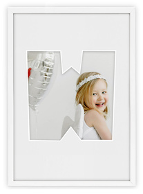 Ramka LITERKA "W" Biała. Ramka z passe partout o rozmiarze 21x30 cm