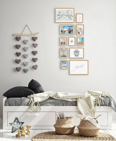 Zestaw jasnobrązowych ramek na 11 zdjęć PINIA 00 GF0005