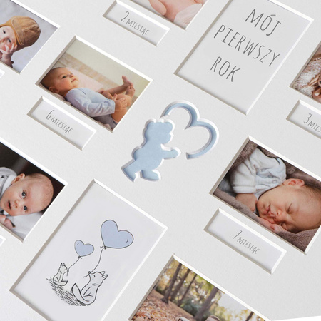 Ramka na zdjęcia kalendarz PIERWSZY ROCZEK DZIECKA - CHŁOPIEC. Ramka z passe partout o rozmiarze 30x40 cm