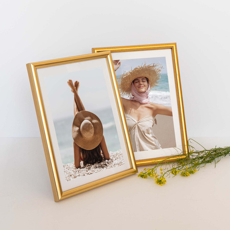 Ramka drewniana DRWC F Z złota 18x24 cm