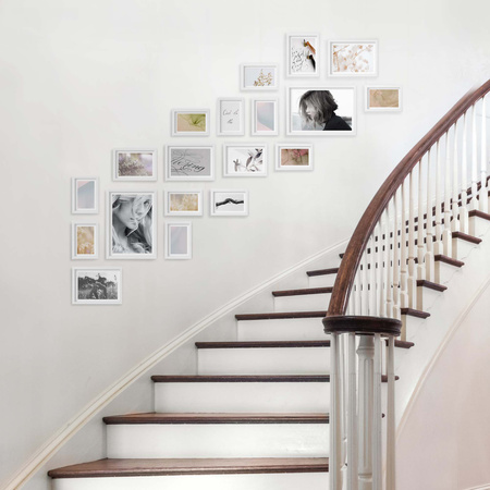 Zestaw białych ramek na 19 zdjęć PINIA 1 GF0036 R