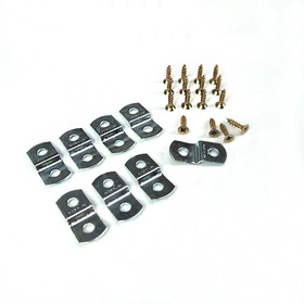Komplet blaszek 3 mm do montażu obrazów. Zestaw zawiera wkręty.