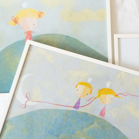 Komplet obrazów w białych ramach by Anetta Piechowska - Little Kingdom