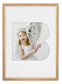 Ramka LITERKA "B" jasne drewno - Ramka z passe partout o rozmiarze 21x30 cm