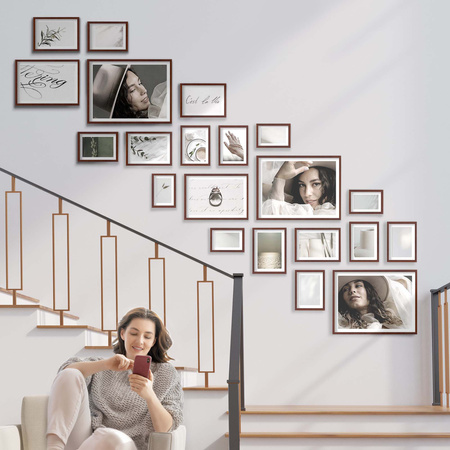 Zestaw brązowych ramek na 21 zdjęć PINIA 3 GF0035 L