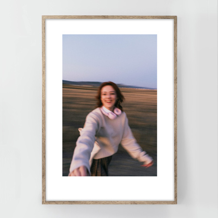 Ramka drewniana FIT 0 w kolorze jasnego drewna 50x70 cm