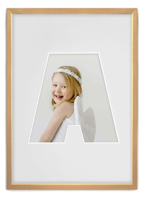 Ramka LITERKA "A" jasne drewno - Ramka z passe partout o rozmiarze 21x30 cm